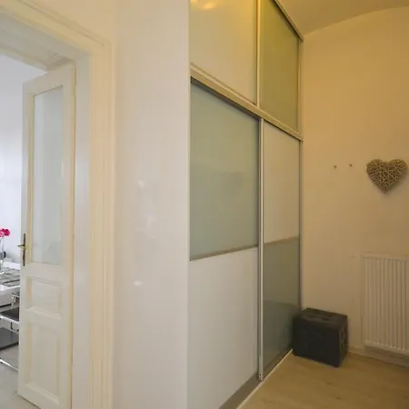 Stylish And Central