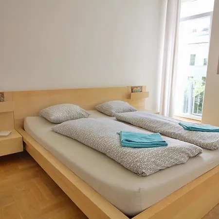 Stylish And Central Apartment *