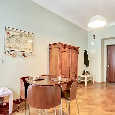 Appartamento Stylish And Central